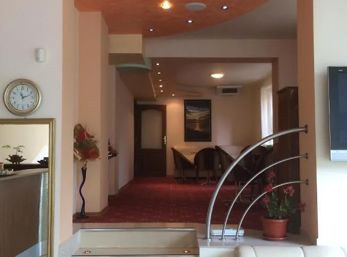 Affittacamere Family Dramchev 4*