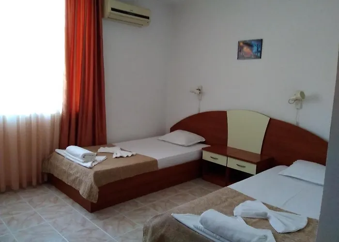 Family Dramchev Pensión 4*