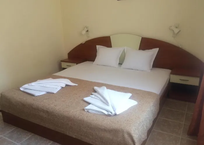 Family Dramchev Pensión Nesebar