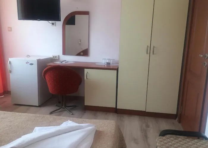 Pensión Family Dramchev 4*